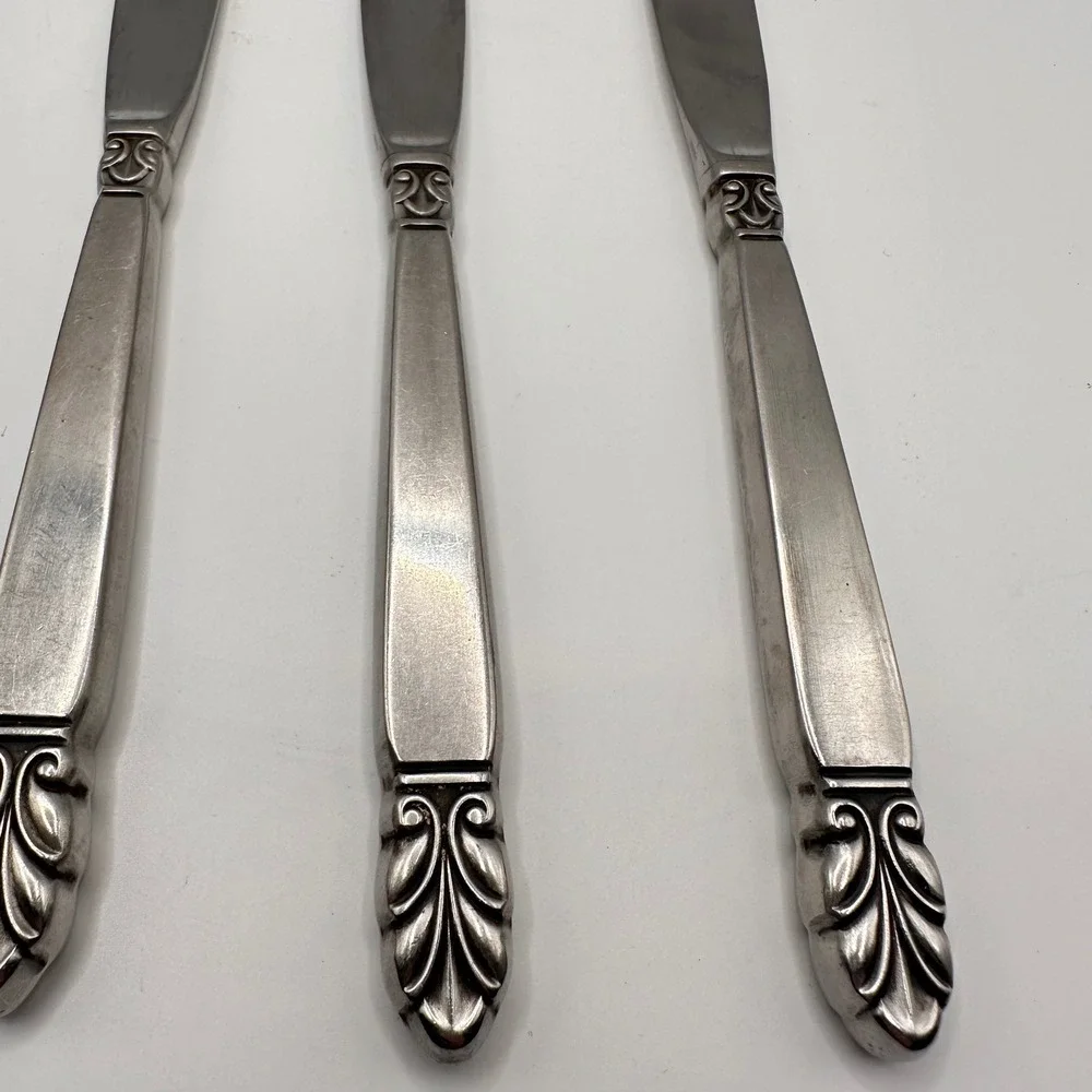 Vintage Nordic Crown Stainless Steel Dinner Knives Set of 5 Scroll Leaf Norse